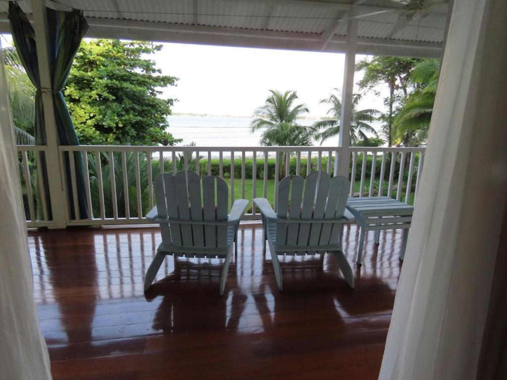 Sand Dollar Beach Bed & Breakfast โบกัสทาวน์ ภายนอก รูปภาพ