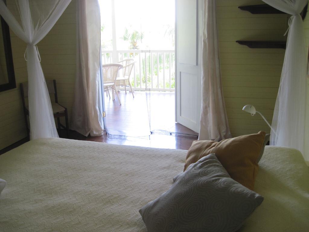 Sand Dollar Beach Bed & Breakfast โบกัสทาวน์ ห้อง รูปภาพ