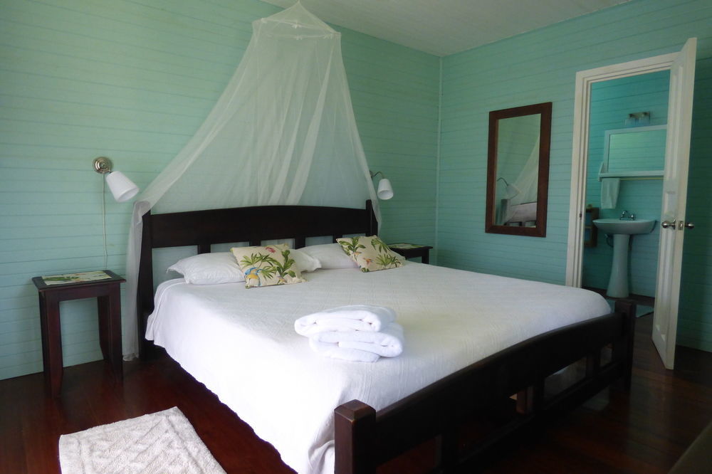 Sand Dollar Beach Bed & Breakfast โบกัสทาวน์ ภายนอก รูปภาพ